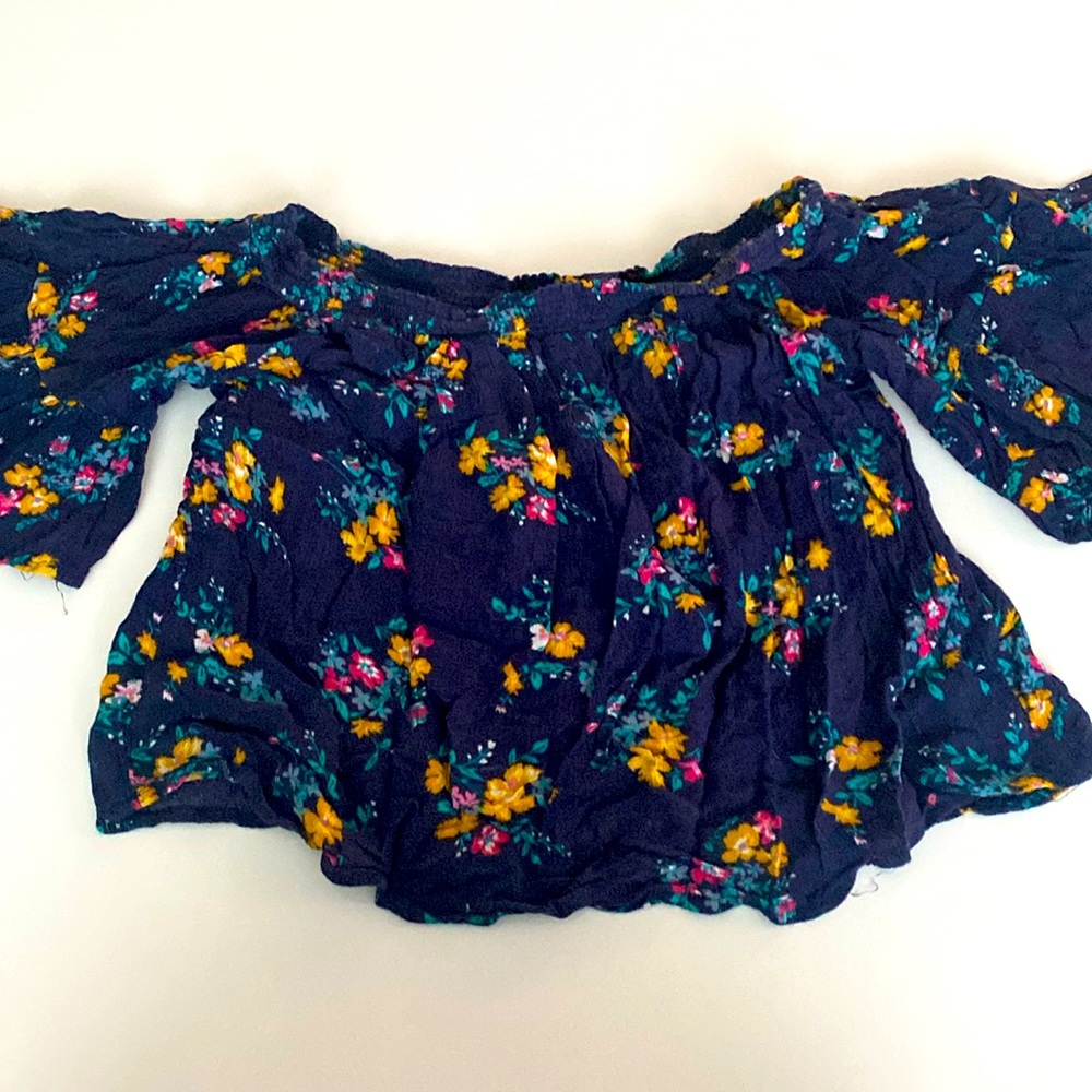 Jennyfer women summer top. Size S